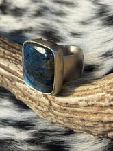 Load image into Gallery viewer, Labradorite Bling Ring