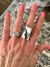 Load image into Gallery viewer, Buffalo Bar Ring