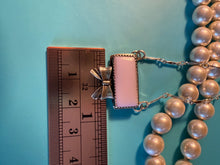 Load image into Gallery viewer, Pink Conch Bow Necklace