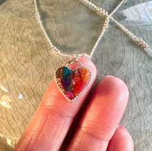 Load image into Gallery viewer, Spiny Oyster Turquoise Heart Necklace
